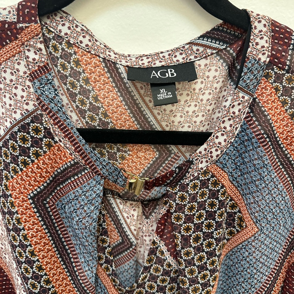 AGB women shirt XL new with tags